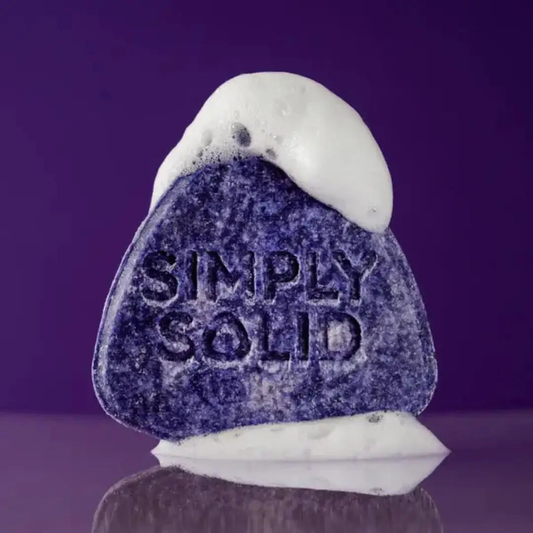 Cool_Blond_and_Glossy_Simply_Solid_festes Shampoo Aufgeschaeumt